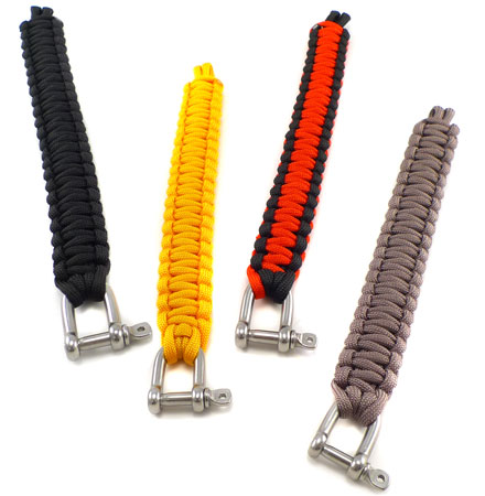 280lb Paracord Survival Bracelet With Metal Shackle