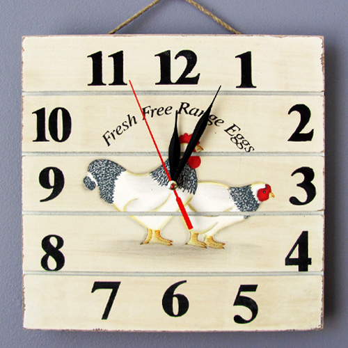 Country Primitive Style Square Hen's Clock