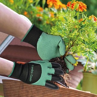 Garden Genie Gloves With Claws...